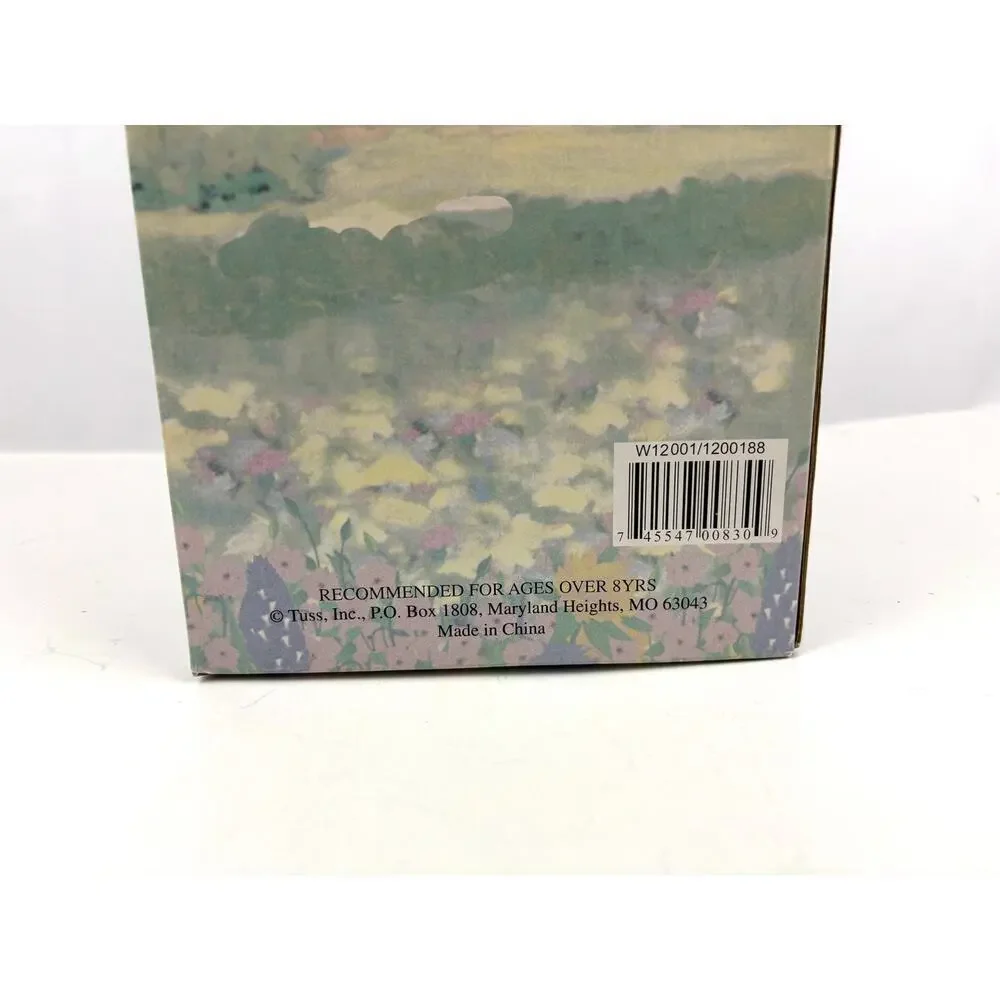 Genuine Porcelain Doll In Box Hand‎ Painted Travel Classic Favorites Collection